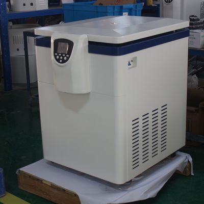 ओवरस्पीड डोर कवर रेफ्रिजरेटेड सेंट्रीफ्यूज मशीन 4 × 750mL